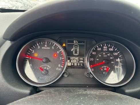 Used 2011 Nissan Rogue SV w/ SL Pkg image 13