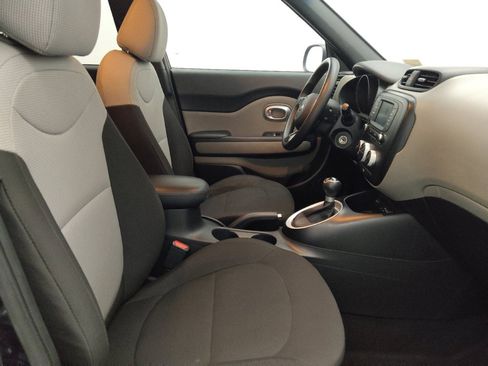 Used 2019 Kia Soul FWD image 21