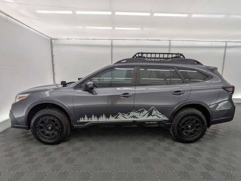 Used 2022 Subaru Outback Limited w/ Popular Package #2 image 3