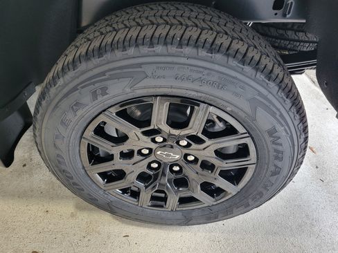 New 2026 Chevrolet Colorado W/T w/ WT Custom Package image 40