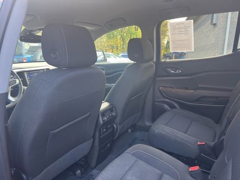 Used 2023 GMC Acadia SLE w/ Driver Convenience Package image 20