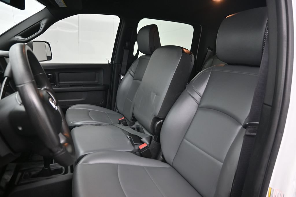 Used 2022 RAM 3500 Tradesman w/ Chrome Appearance Group AWD/4WD image 26