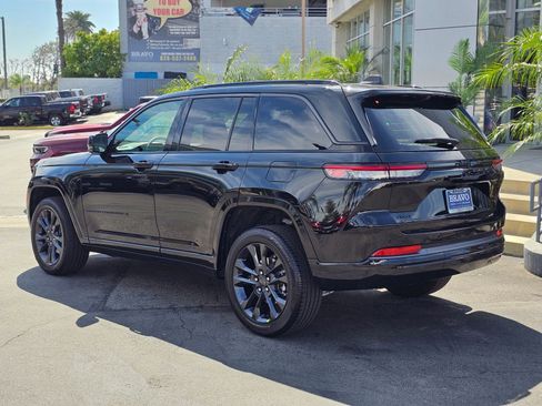 New 2026 Jeep Grand Cherokee Limited Reserve image 5