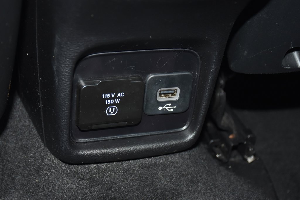 Used 2021 Jeep Compass Limited AWD/4WD image 30