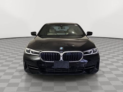 Used 2023 BMW 540i xDrive w/ Premium Package AWD/4WD image 3