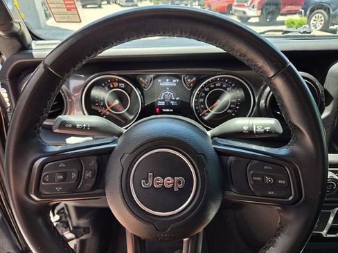 Certified 2020 Jeep Gladiator Sport AWD/4WD image 27