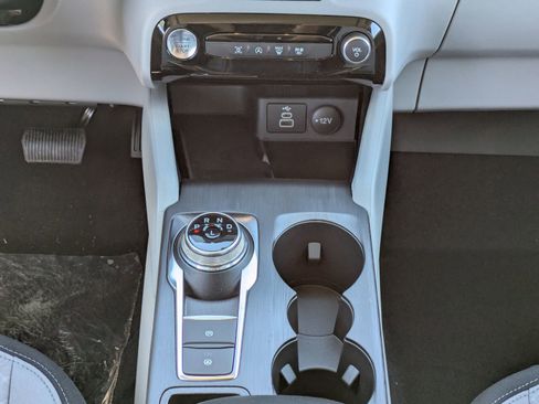New 2026 Ford Escape Active w/ Active Premium Tech Pack FWD image 17