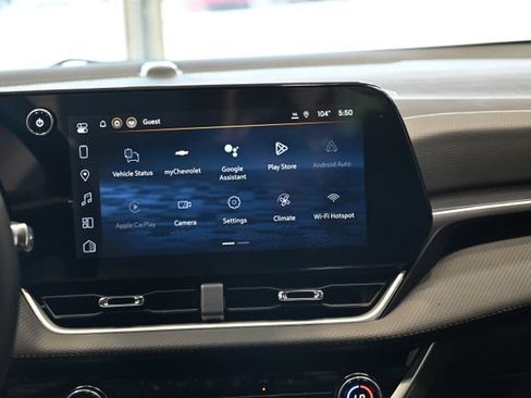 New 2026 Chevrolet Equinox LT w/ Convenience Package II FWD image 15