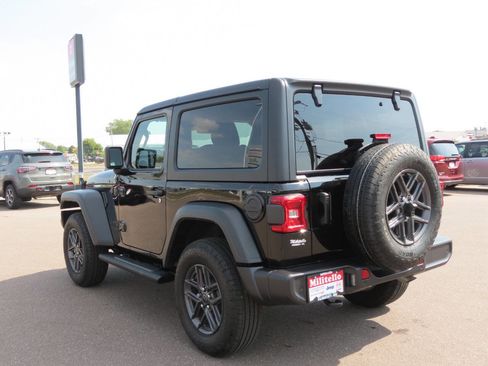 Used 2024 Jeep Wrangler Sport image 4