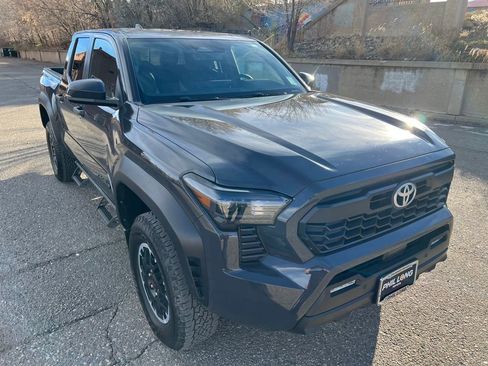 Used 2024 Toyota Tacoma TRD Off-Road image 3