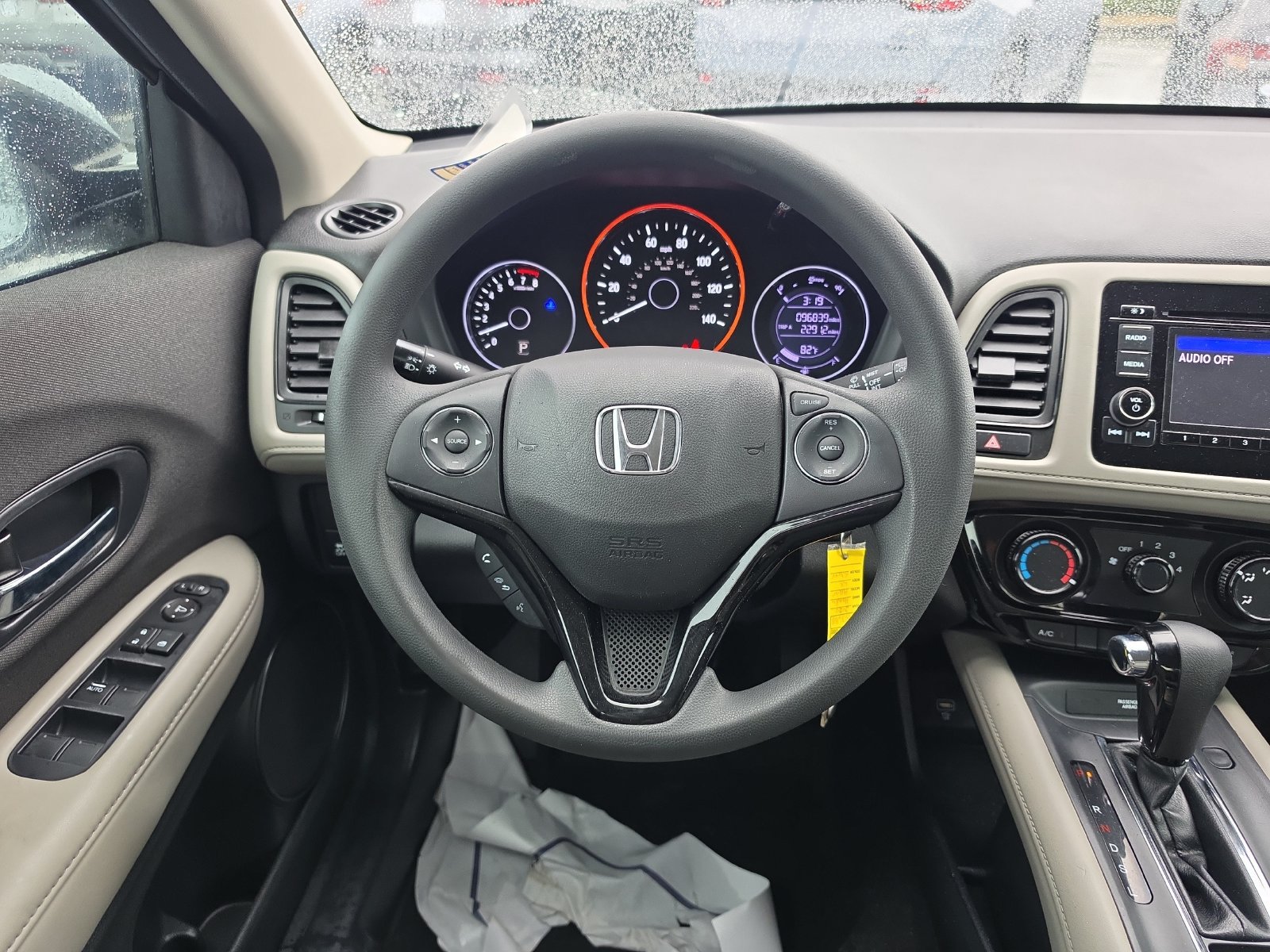 Used 2020 Honda HR-V LX image 10