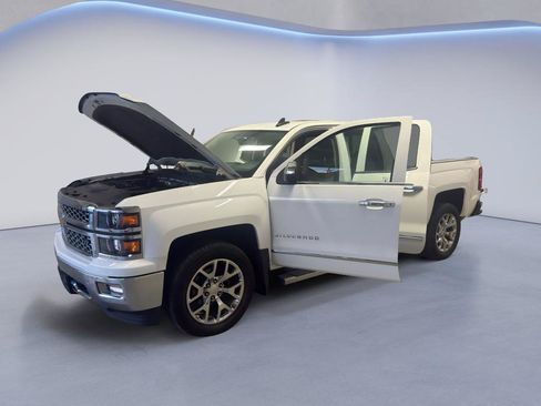 Used 2015 Chevrolet Silverado 1500 LTZ AWD/4WD image 11