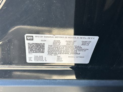 Certified 2024 GMC Terrain SLT AWD/4WD image 33