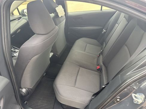 Used 2023 Toyota Corolla LE image 15