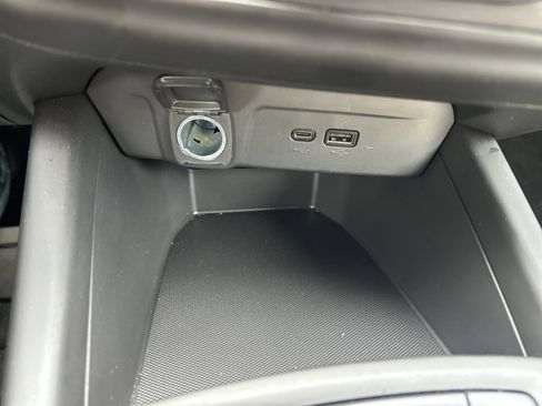 Used 2024 Chevrolet Trax RS image 22