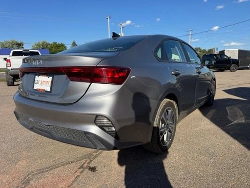 Used 2024 Kia Forte LXS FWD image 7