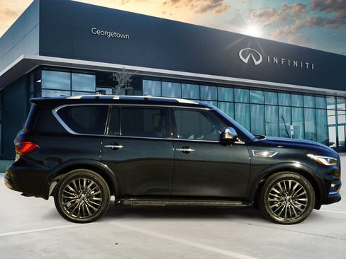 Certified 2022 INFINITI QX80 Sensory w/ All-Season Package image 4