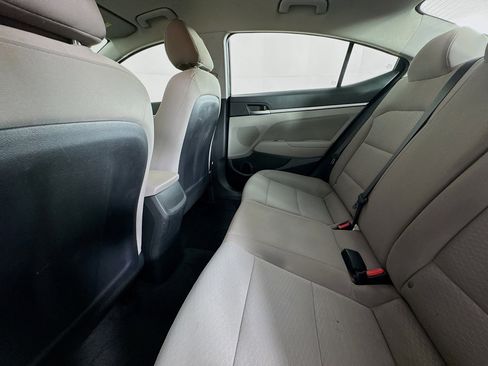Used 2019 Hyundai Elantra SEL image 23