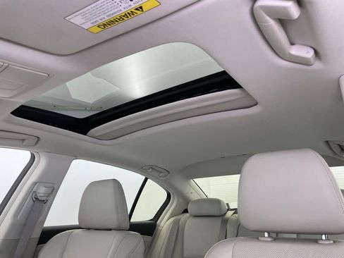 Used 2016 Acura RLX w/ Technology Package FWD image 15