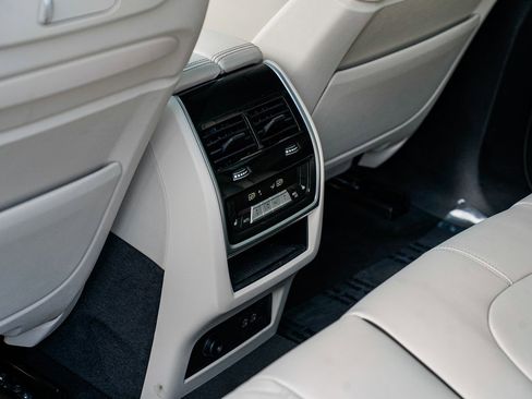 Certified 2025 BMW X5 M60i image 19