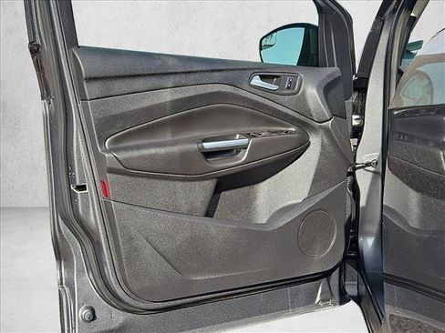 Used 2014 Ford Escape SE w/ Equipment Group 201A FWD image 11