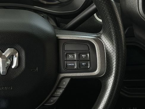 Used 2020 RAM 2500 Tradesman w/ Chrome Appearance Group AWD/4WD image 17