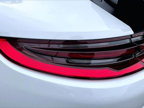 Used 2020 Porsche Panamera 4 AWD/4WD image 27