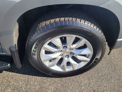 Used 2024 Chevrolet Silverado 1500 Custom w/ LPO, Dark Essentials Package image 15