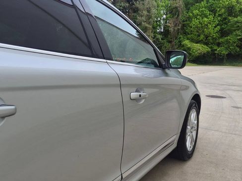 Used 2015 Volvo XC60 T5 Platinum image 28