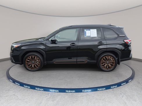 Used 2025 Subaru Forester Sport AWD/4WD image 9