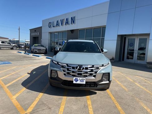 Used 2022 Hyundai Santa Cruz SEL Premium w/ Cargo Package AWD/4WD image 2