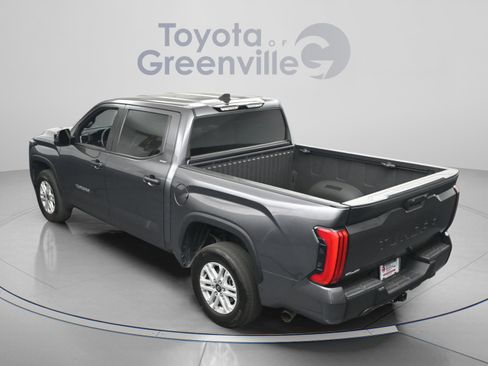 Used 2025 Toyota Tundra SR5 AWD/4WD image 9