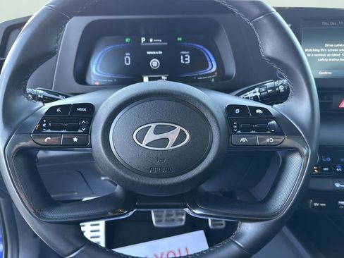 Used 2025 Hyundai Elantra Sport image 15