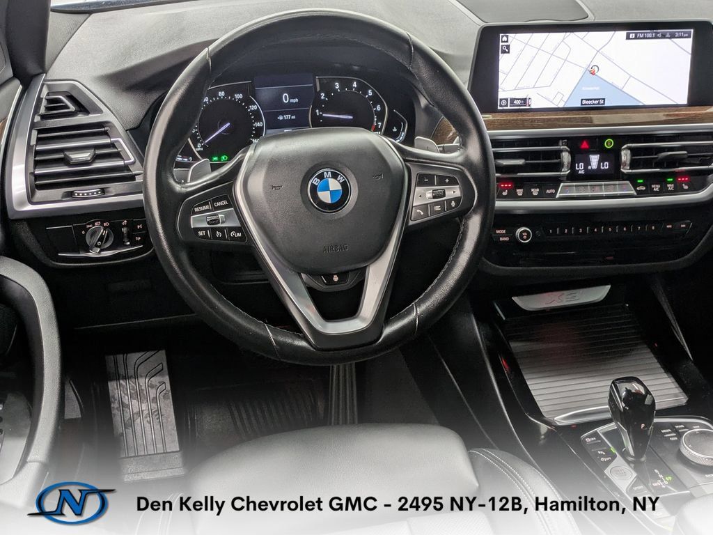 Used 2022 BMW X3 xDrive30i w/ Premium Package Essential AWD/4WD image 4