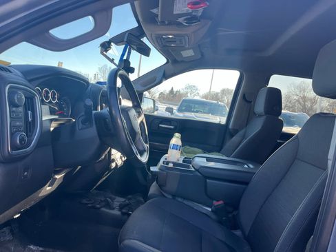 Used 2019 Chevrolet Silverado 1500 LT w/ All-Star Edition image 9