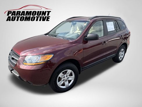 Used 2009 Hyundai Santa Fe GLS FWD image 1
