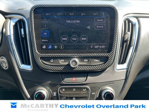 Used 2019 Chevrolet Malibu LT w/ Leather Package image 14