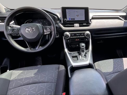 Used 2024 Toyota RAV4 XLE FWD image 14