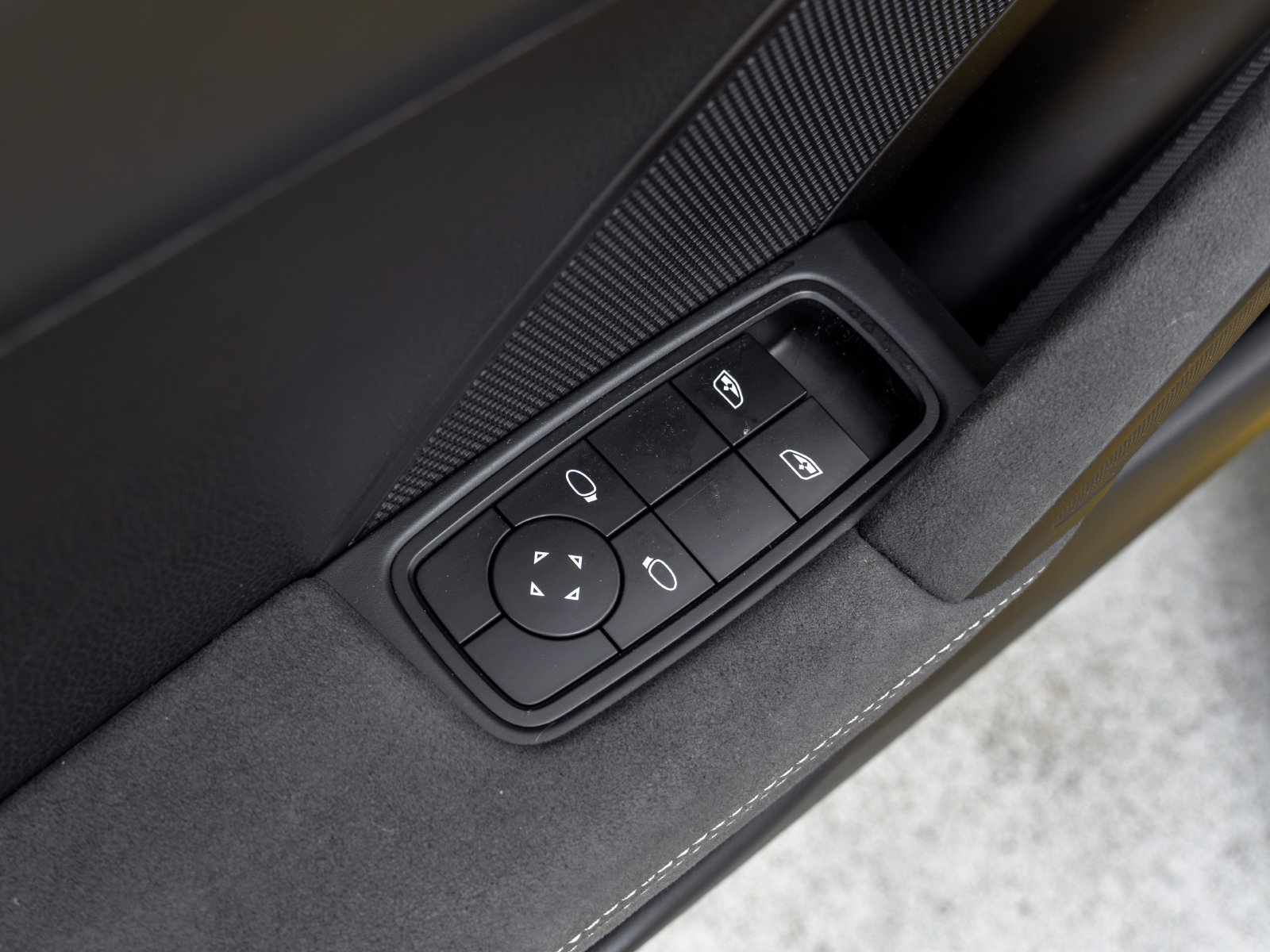 Used 2022 Porsche 911 GT3 RWD image 30