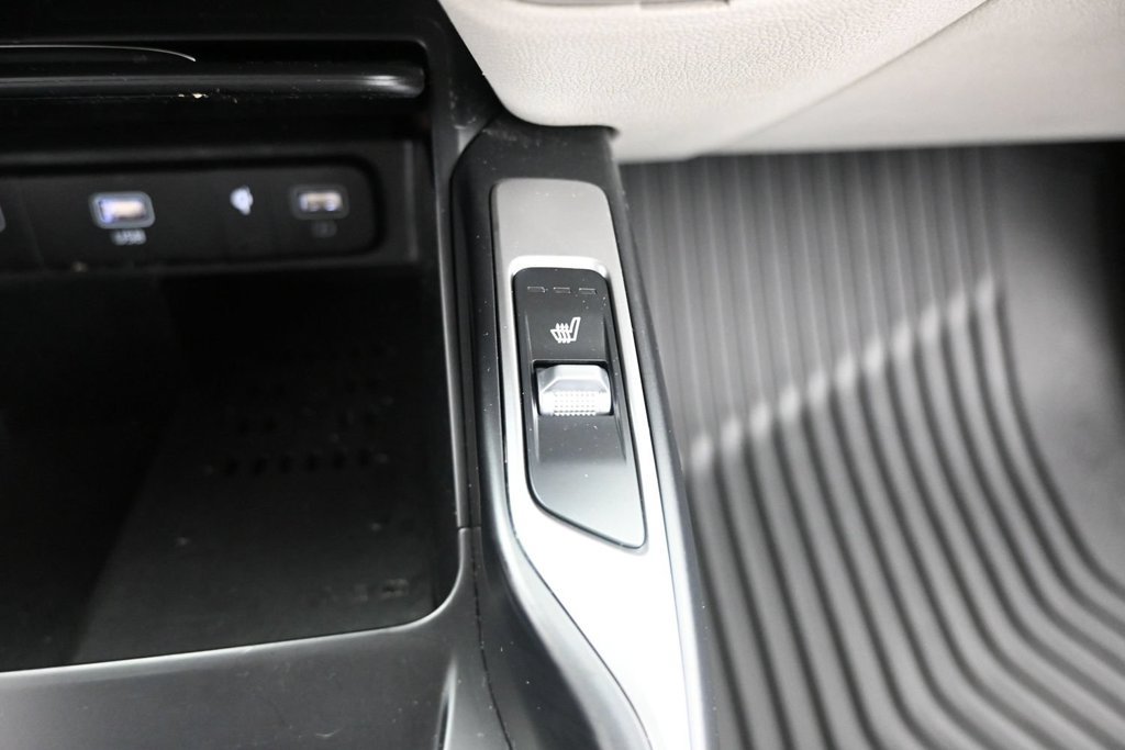 Certified 2021 Kia Sorento EX w/ Panoramic Sunroof Package FWD image 33