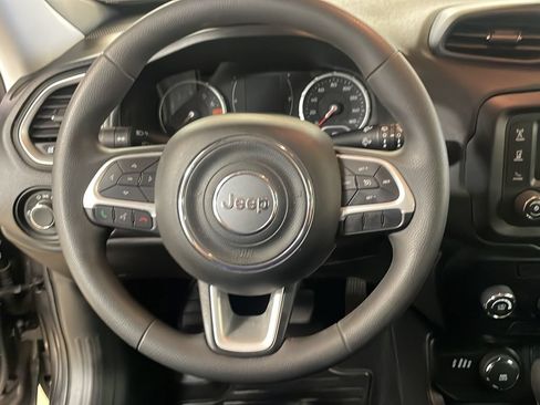 Used 2019 Jeep Renegade Sport w/ Sport Appearance Group AWD/4WD image 13