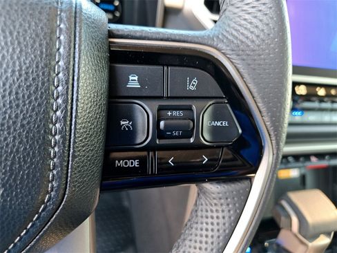 Used 2024 Toyota Tundra Limited image 16