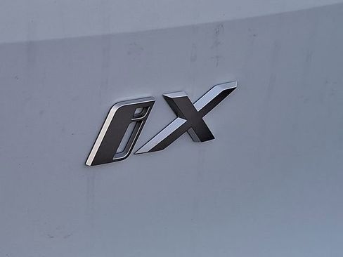 New 2026 BMW iX xDrive45 image 21