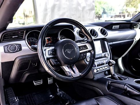 Used 2023 Ford Mustang Premium image 15