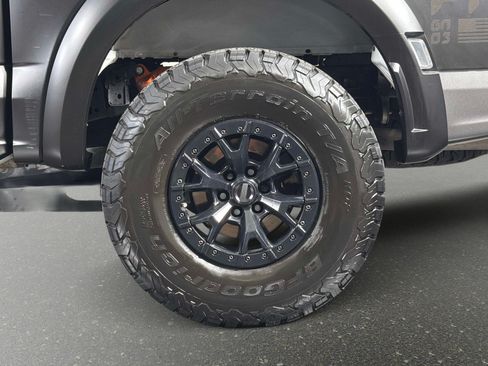 Used 2021 Ford F150 Raptor w/ Equipment Group 801A High AWD/4WD image 13
