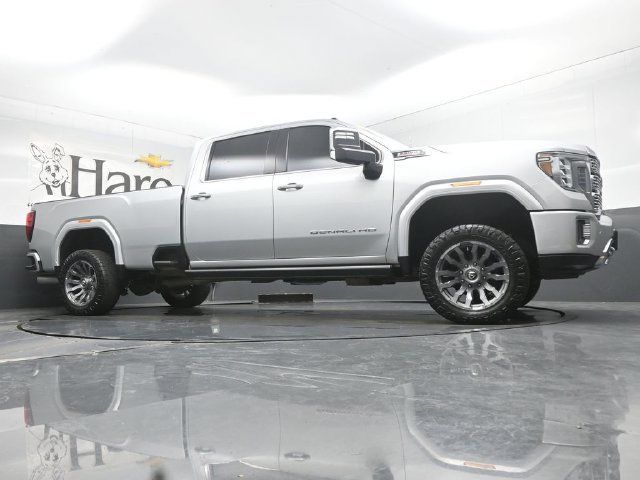 Used 2023 GMC Sierra 3500 Denali w/ Denali Ultimate Package AWD/4WD image 2