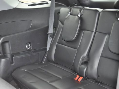 Used 2024 Ford Explorer XLT w/ Equipment Group 202A image 17