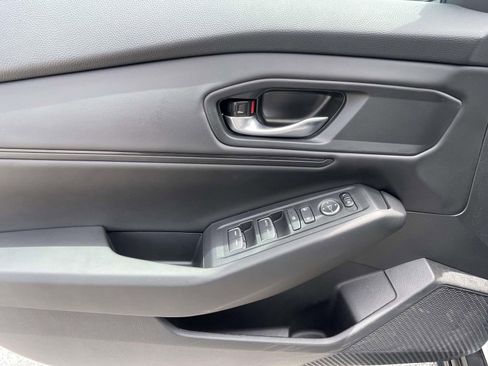 Used 2025 Honda Accord SE image 16