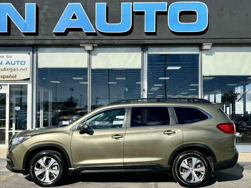 Used 2022 Subaru Ascent Premium w/ Convenience Package AWD/4WD image 2