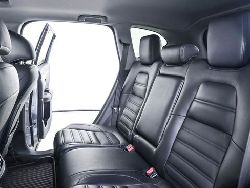 Used 2019 Honda CR-V EX image 16